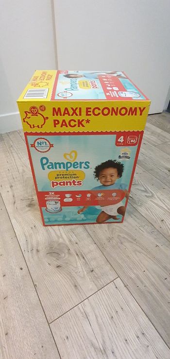 Couches Pampers premium protection Pants T4