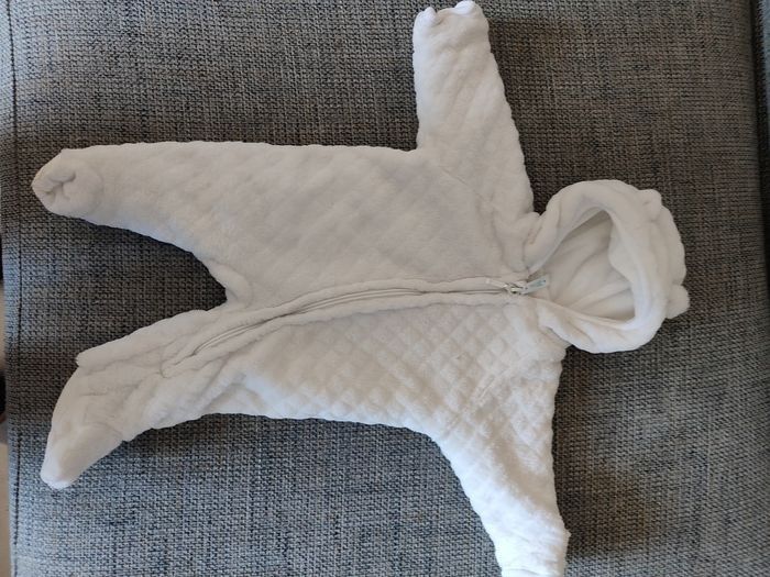 Articles bébé o-1 mois bon état - photo numéro 3