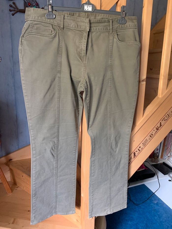 pantalon kaki