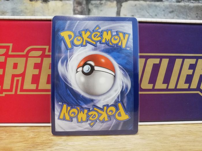 Carte Pokemon Bruyverne V Évolution Céleste - photo numéro 2