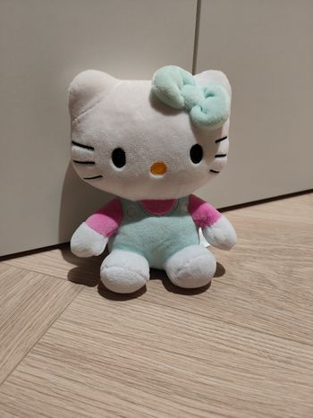 Peluche Hello Kitty