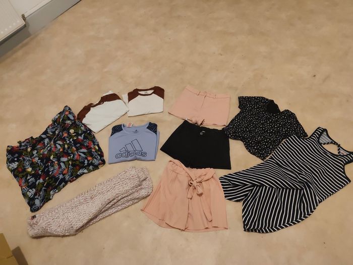 Lot vêtements 12/13 ans