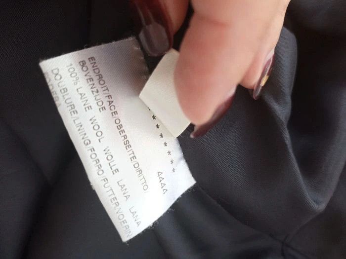 Magnifique robe Hugo Boss T 40/42 - photo numéro 7