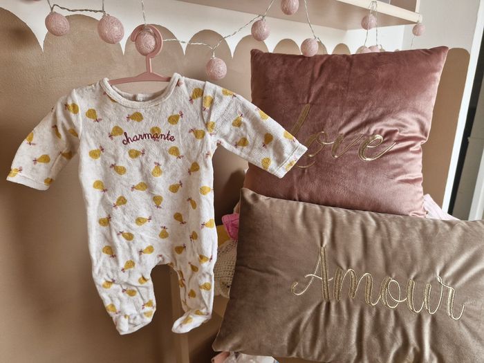 Lot de pyjamas - photo numéro 9