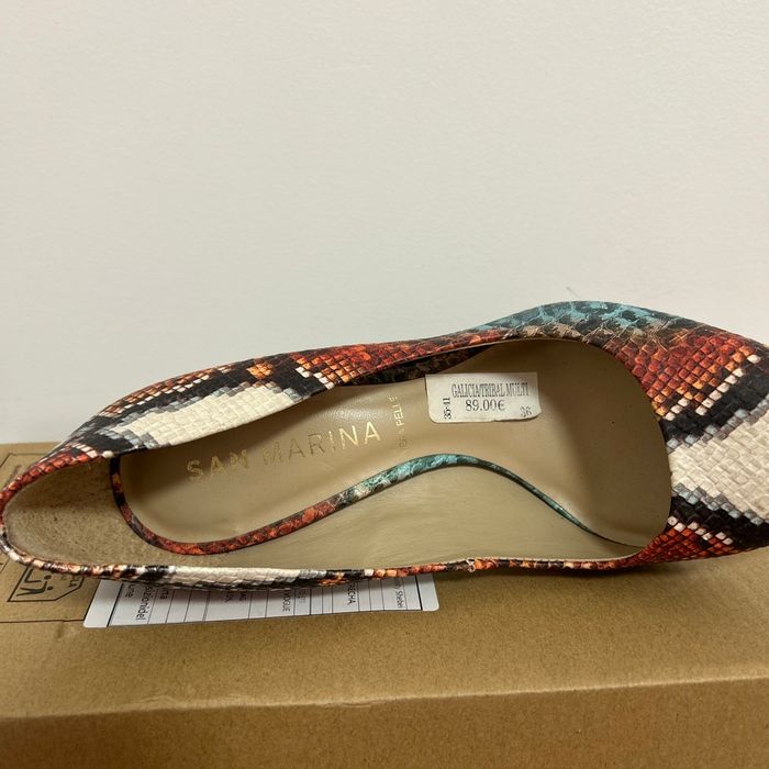 Des chaussures déjà porté en 2 fois et en très Bonne état - photo numéro 2