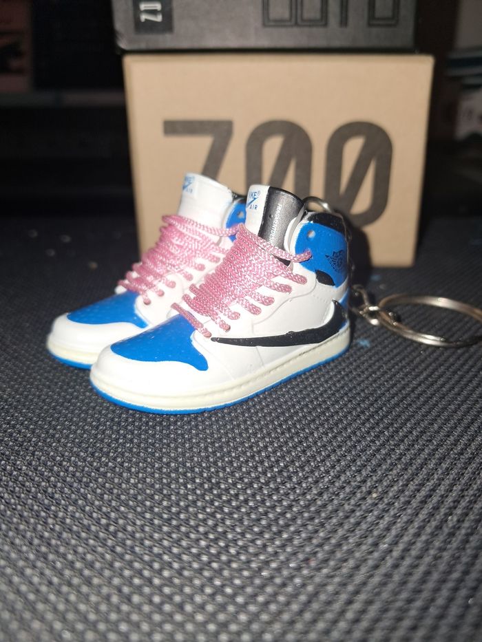 Paire de chaussure des état unis - photo numéro 2