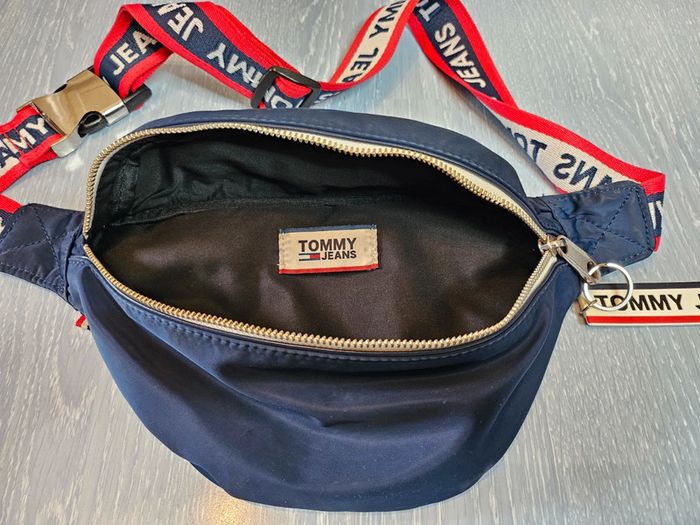 Sac banane Tommy Hilfiger - photo numéro 4