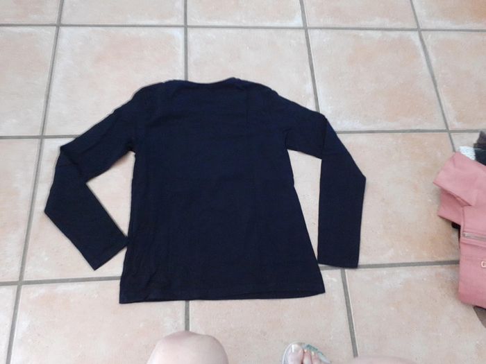 Haut noir manches longues a sequins - photo numéro 4