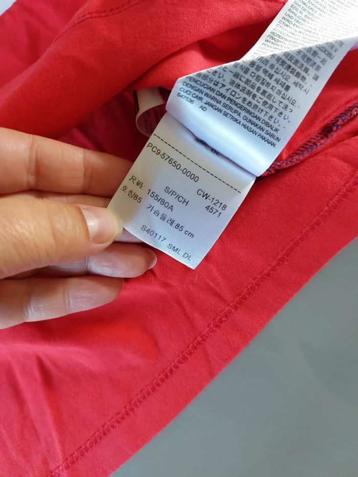 Tee-shirt court taille S Levis - photo numéro 5