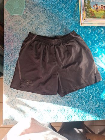 Short kalenji 12 ans