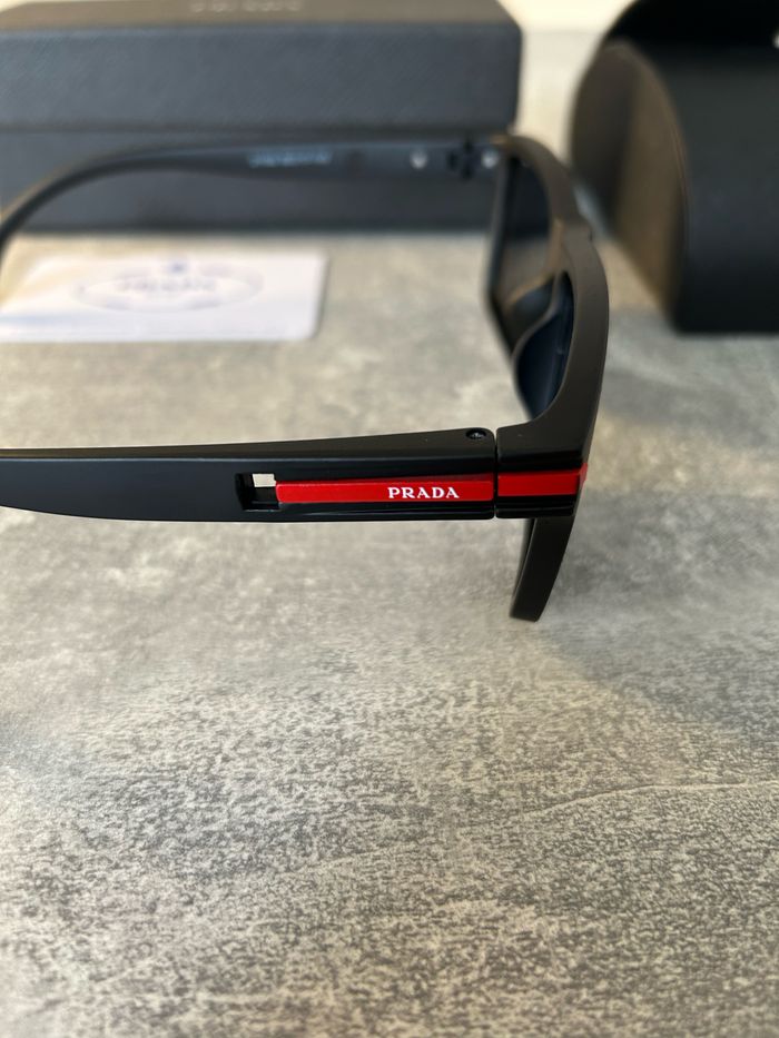 Lunettes Prada Linea noir - photo numéro 3