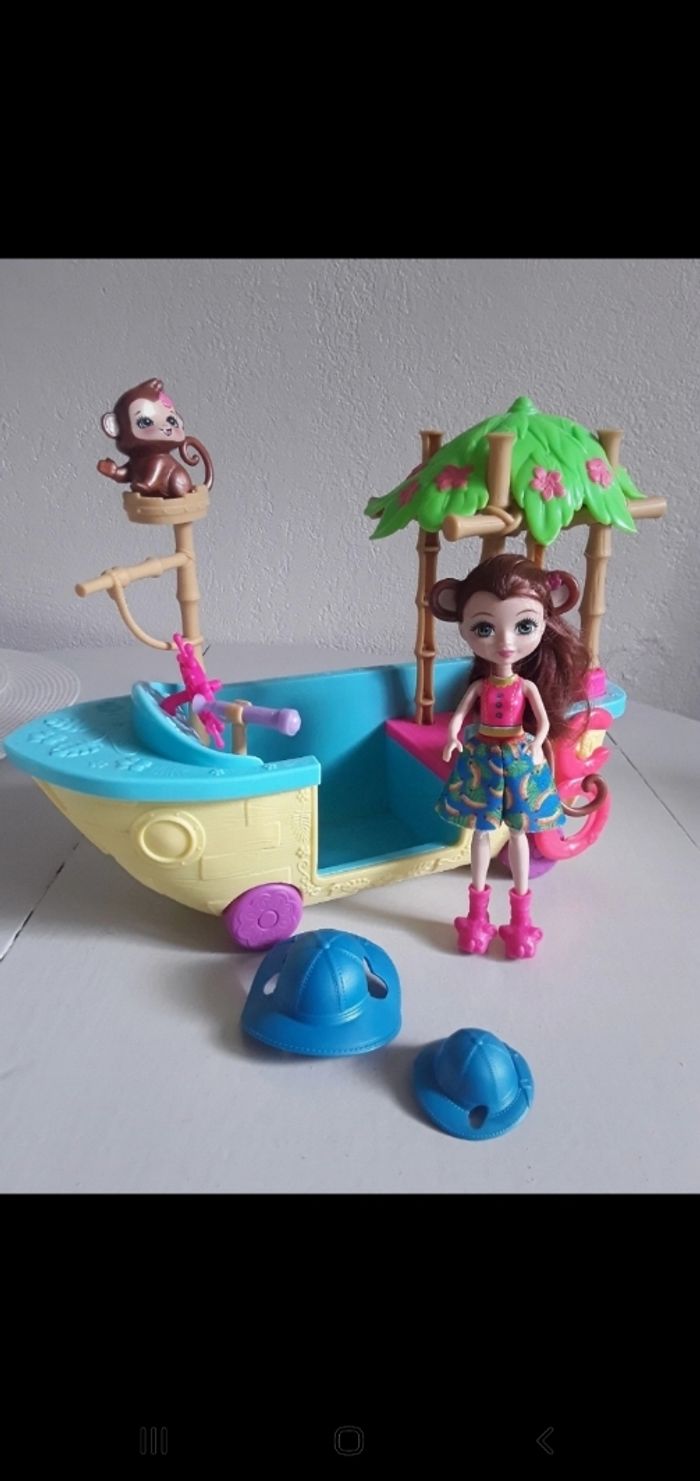 Bateau et 2 figurines Enchantimals - photo numéro 2