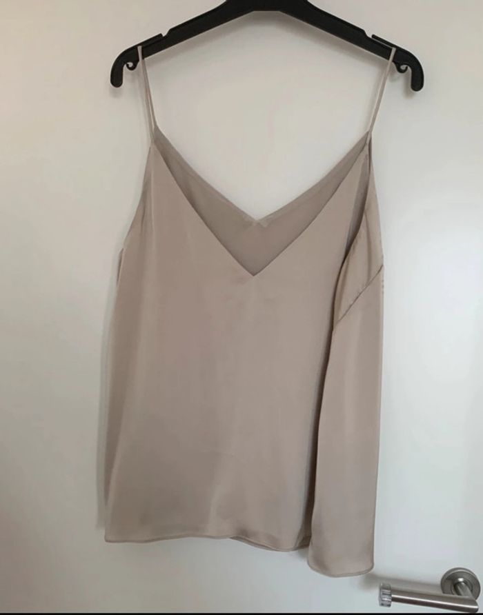 Top H&M taille 45/48 - photo numéro 3