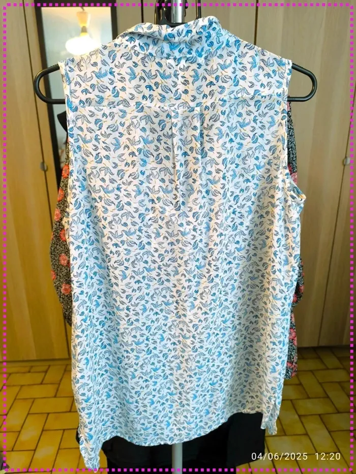 Blouson fleuri bleu (40) - photo numéro 4