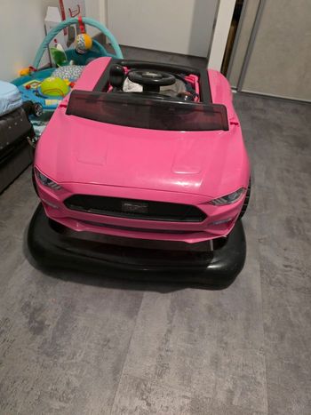 Trotteur convertible en pousse pousse Mustang 