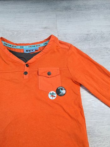 Tee-shirt manches longues 6 ans NKY de kiabi orange et marron