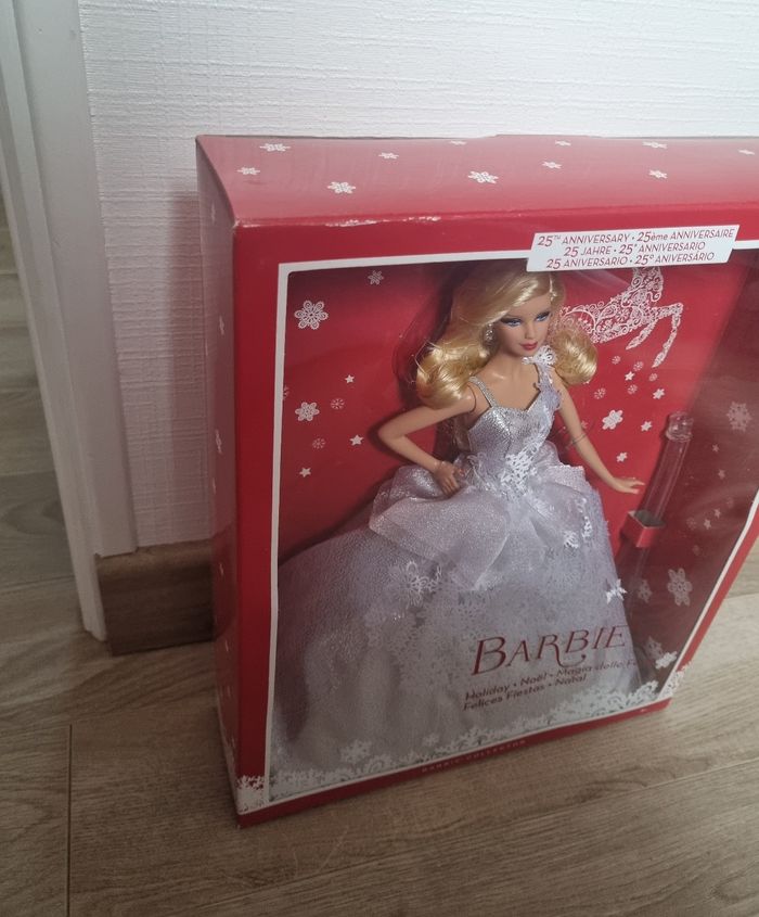 Poupée barbie collection 25e anniversaire - photo numéro 5
