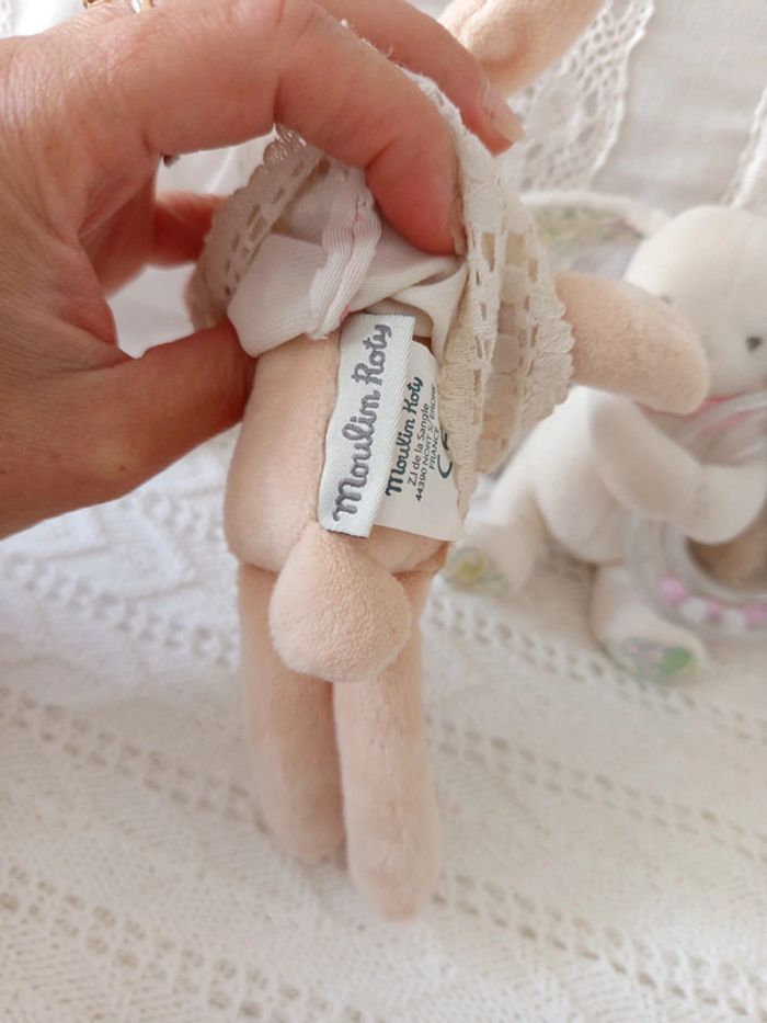 Ensemble doudou lapin, hochet lapin et déco vintage - photo numéro 6