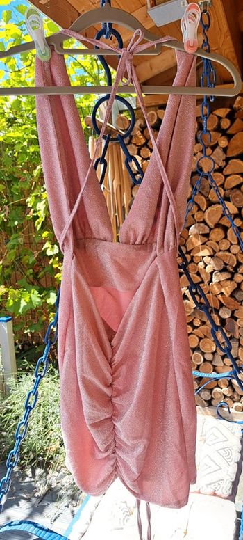 Robe sexy à paillettes rose