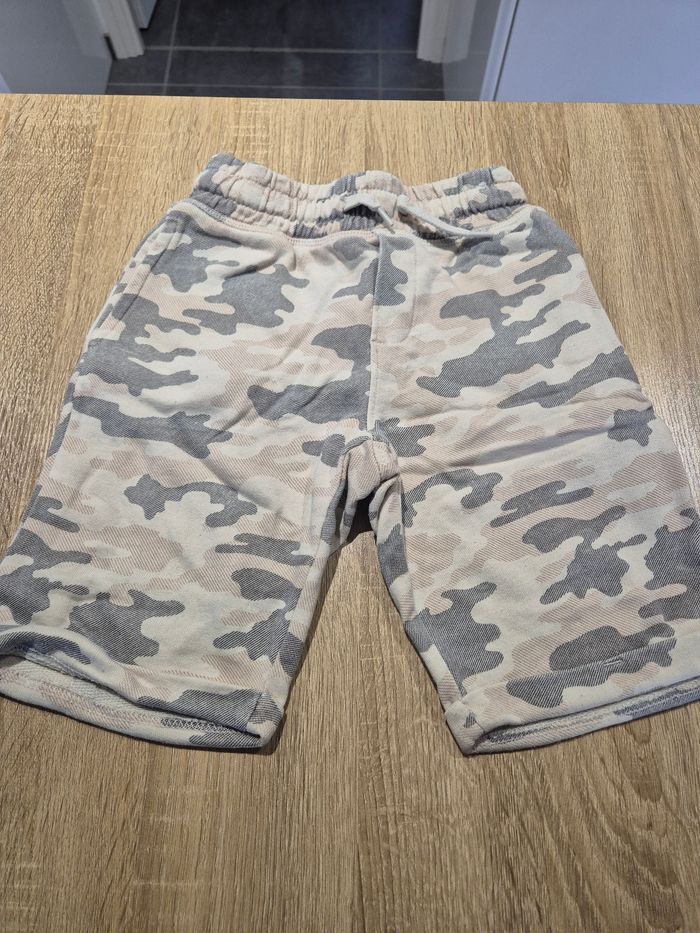 Lot short garçon T 8 ans - photo numéro 10