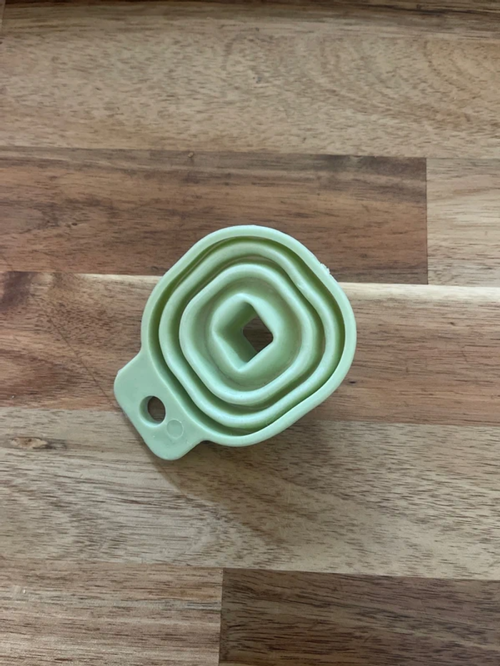 Entonnoir sillonne pliable n° 04 Vert