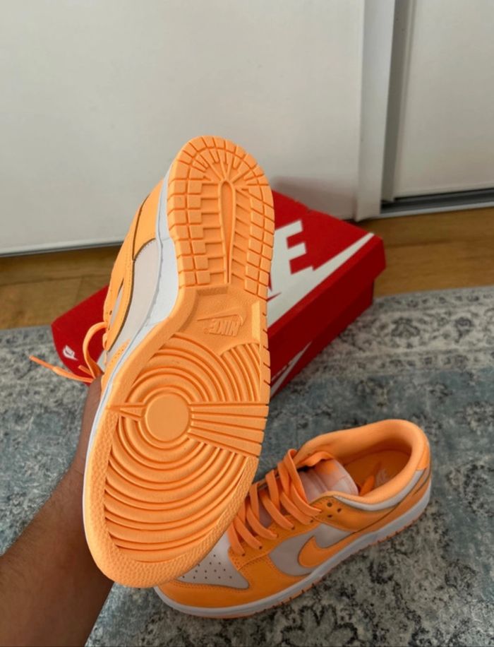 Nike Dunk peach cream 40,5 - photo numéro 4