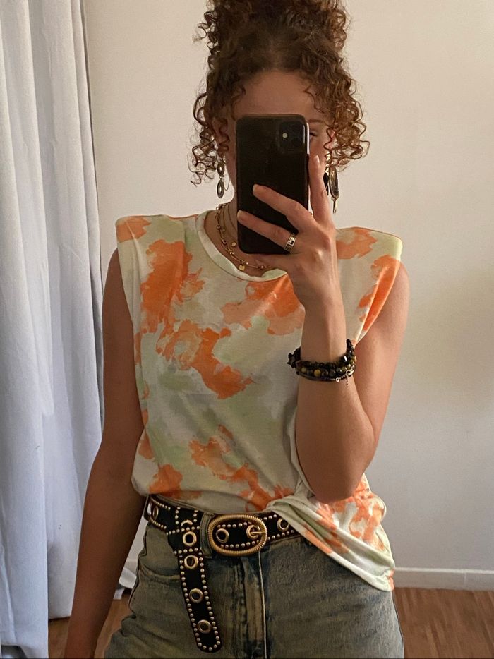 Top avec épaulette