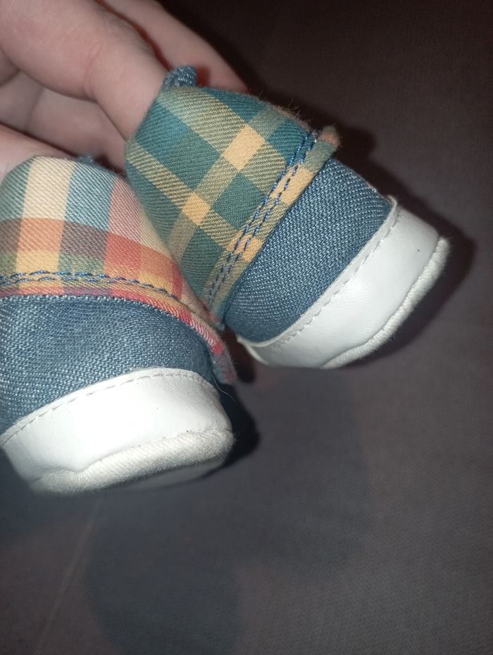 Chaussure bébé - photo numéro 3