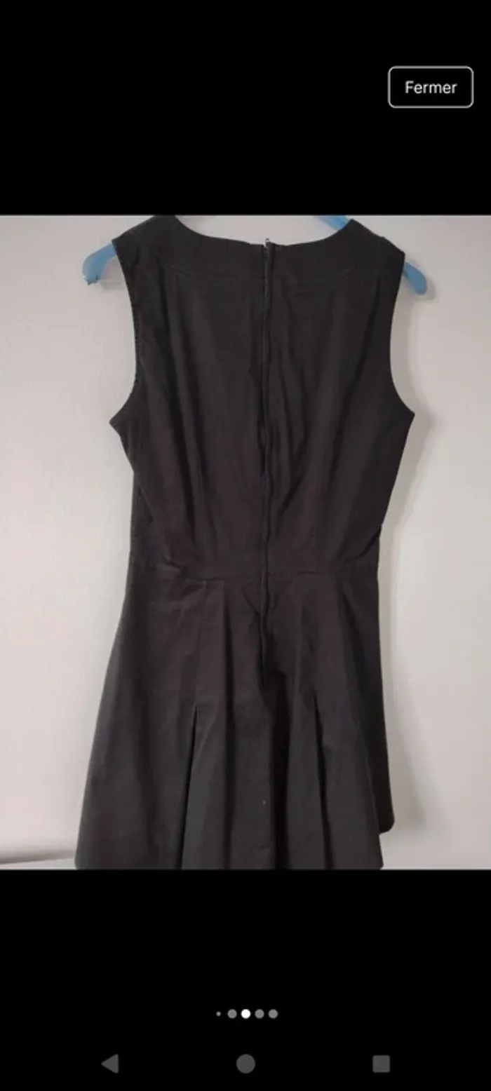 Petite robe noire - photo numéro 5