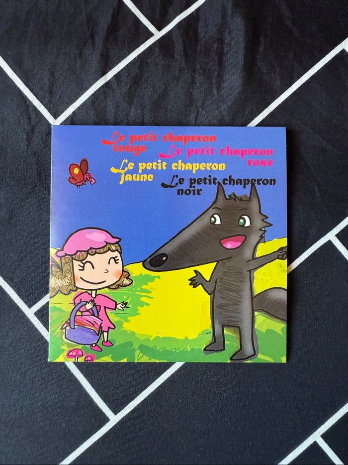 CD audio – Les petits chaperons (rouge, rose, jaune, noir)