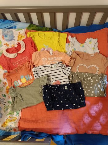 Lot tee shirt 18 mois