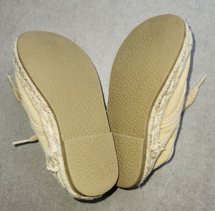 Chaussure en toile à lacets Kiabi taille 23 - photo numéro 5