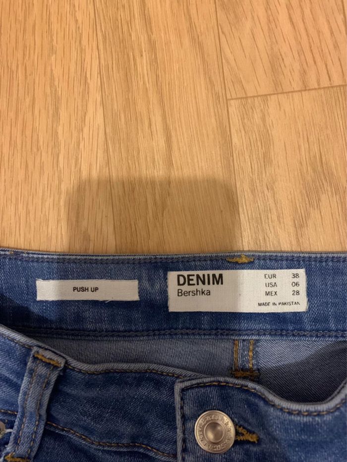 Jean Bershka - photo numéro 2