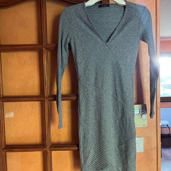 Robe grise  Bershka