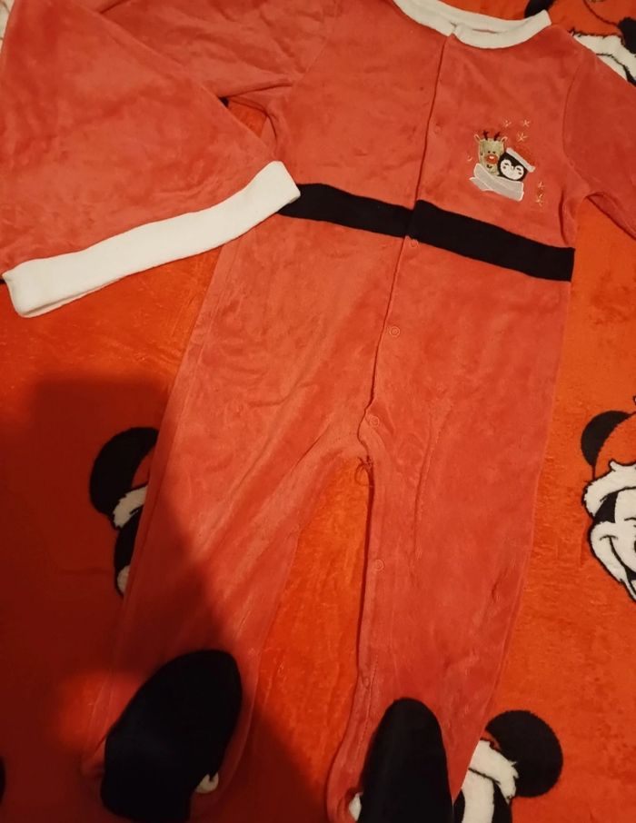 🧸Pyjama de Noël 1 pièce + bonnet taille 36 mois Mots d'enfants - photo numéro 2