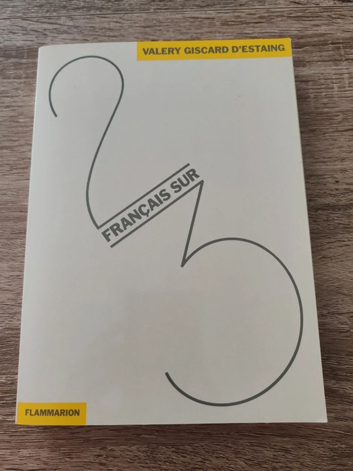 Valéry Giscard D'Estaing ⭐ 2 Français sur 3