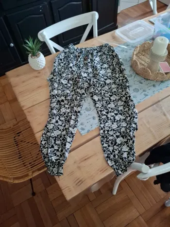 Pantalon fluide pour l'été