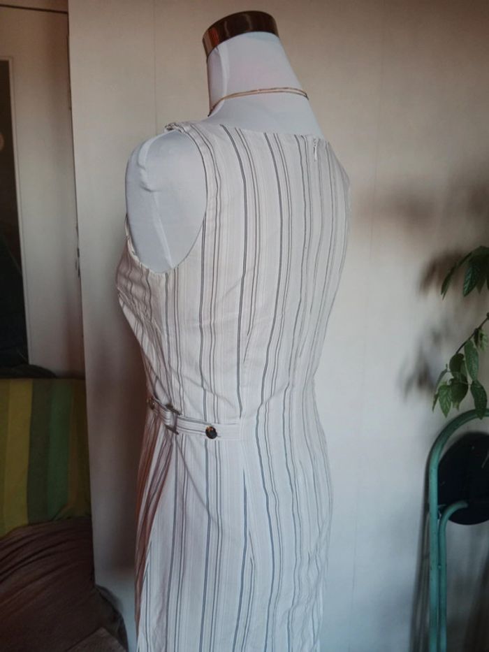 Robe rayée cintrée - photo numéro 3