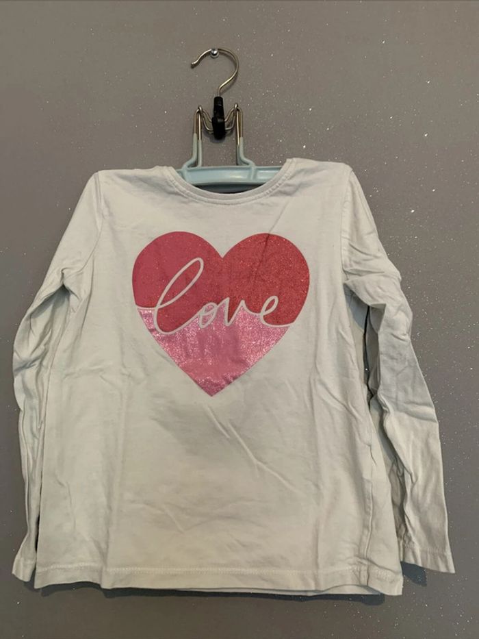 Haut Tshirt manches longues Love Primark T5-6 ans 116 cm