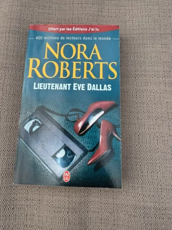 Livre Lieutenant Eve Dallas