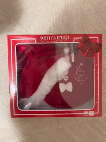 Bonnet Noël et bavoir assorti