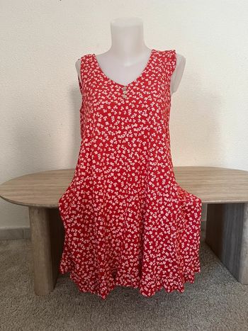 Robe rouge à fleurs fluide JB fashion taille 38💫