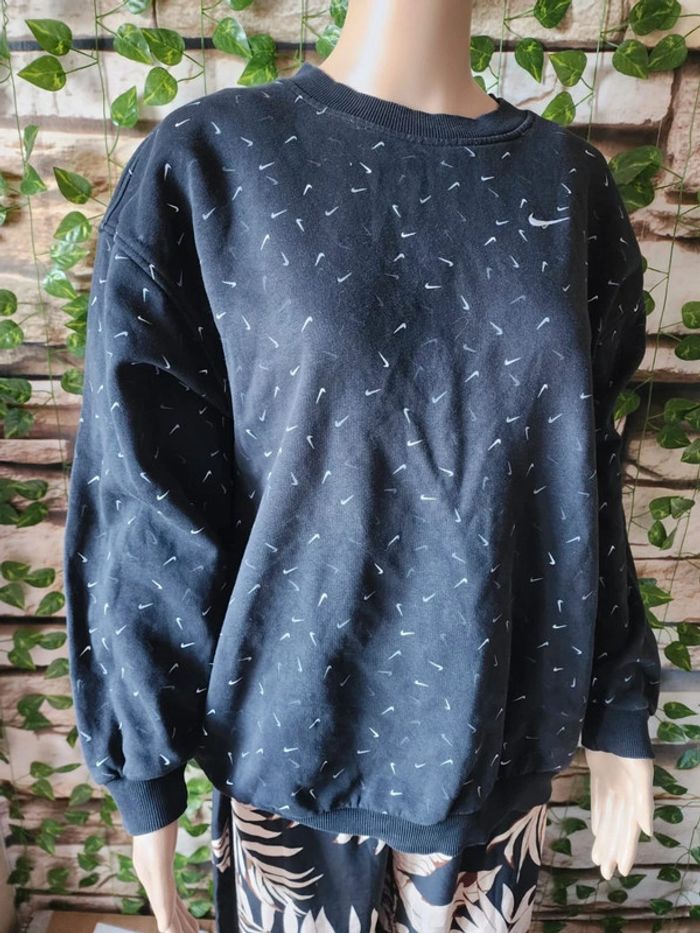 🌸Sweat noir Taille 14ans 🌸 - photo numéro 2