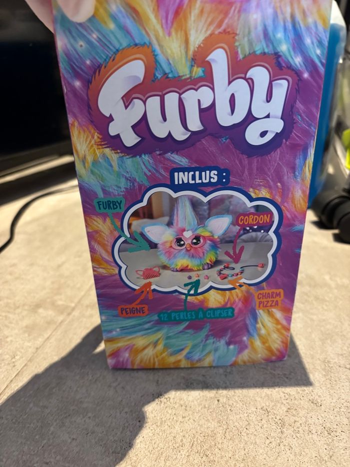 Furby NEUF