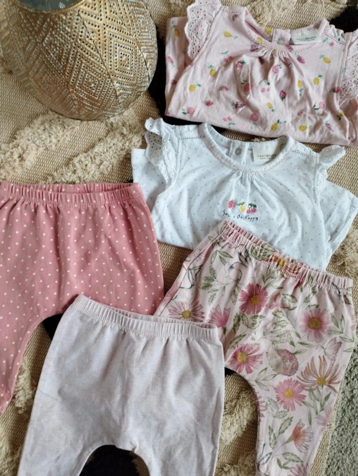 Lot leggings/ tee shirts été - photo numéro 2