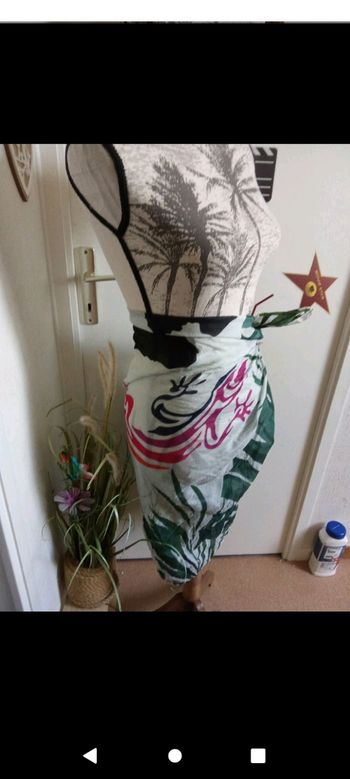 Paréo femme motif salamandre, feuille, été plage, piscine taille unique