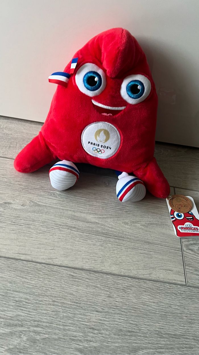 Grande Phryges des jeux olympiques de Paris 2024