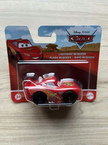 Voiture Disney Mattel Cars Flash McQueen en metal 1/55
Neuf