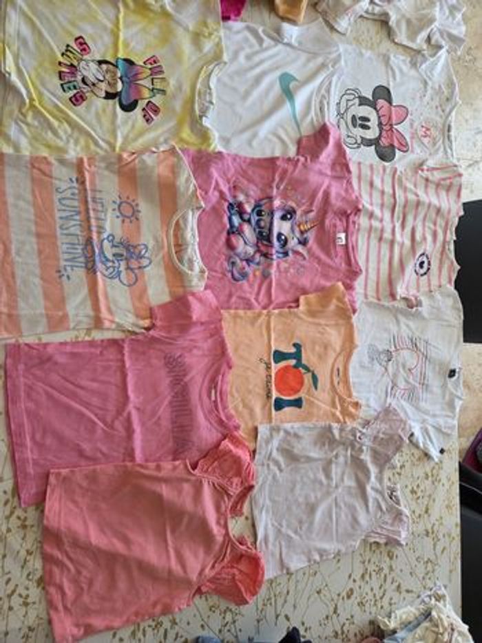 Lot de vêtements fille 23 / 24 mois - Très Bon état - photo numéro 5