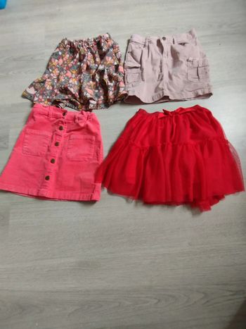 Lot jupe fille 8ans